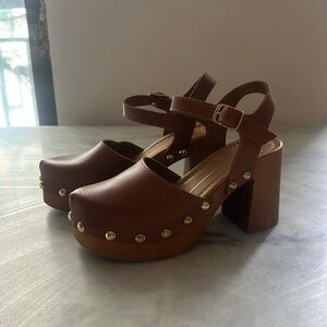 Dolce Vita Wood Clog Heel size 6